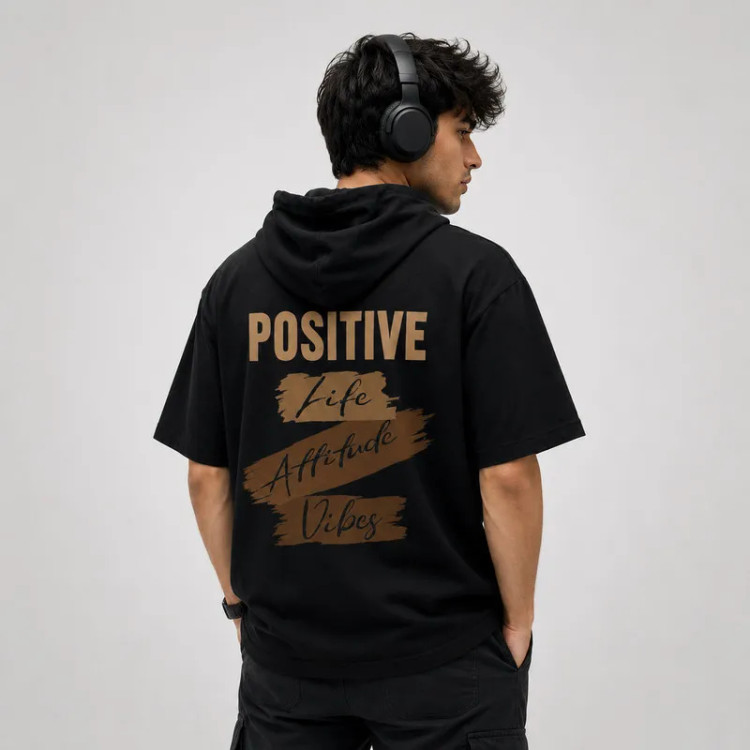 تی شرت مردانه کلاهدار پنبه ای طرح حروف مدل positive
