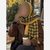 شال پاییزه پلیسه دو تیکه دور گان دار و منگوله مهره ای سایز 198 در 75 مناسب پاییز